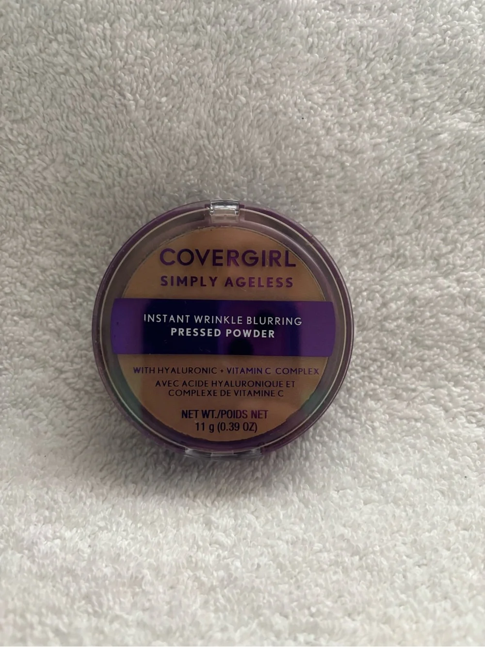 New cover girl simply ageless  pressed powder shade 255 soft honey